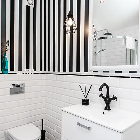 Bed&bath Modern Διαμέρισμα Skawina