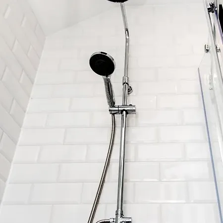 Bed&bath Modern Skawina